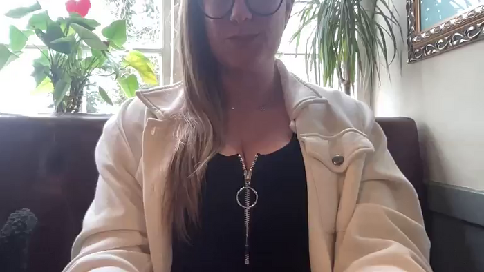 TittieTia19