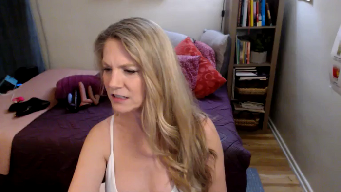 SweetCougarCandy
