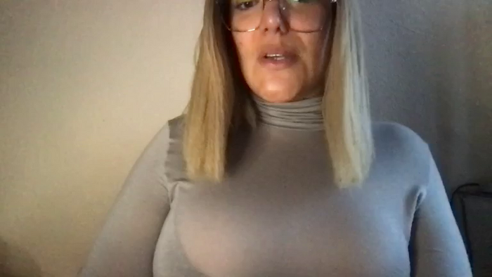 MistressLouUK