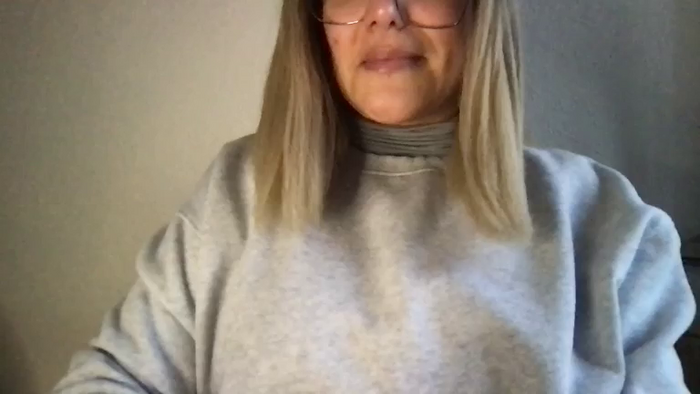 MistressLouUK