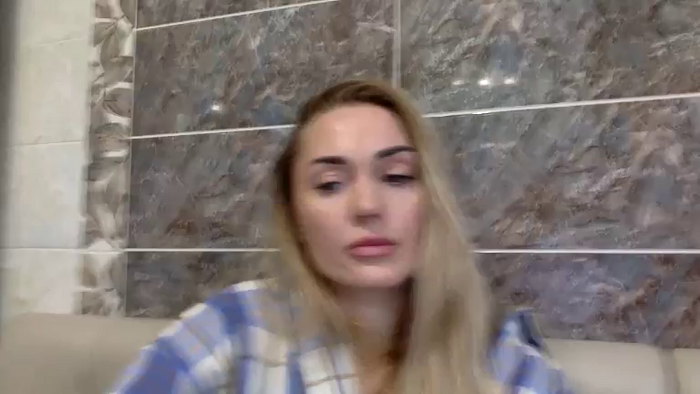 Tina_a