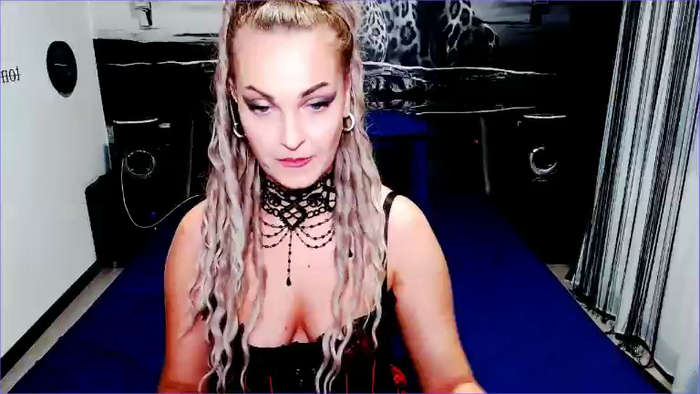Sarah_Diamond_TS