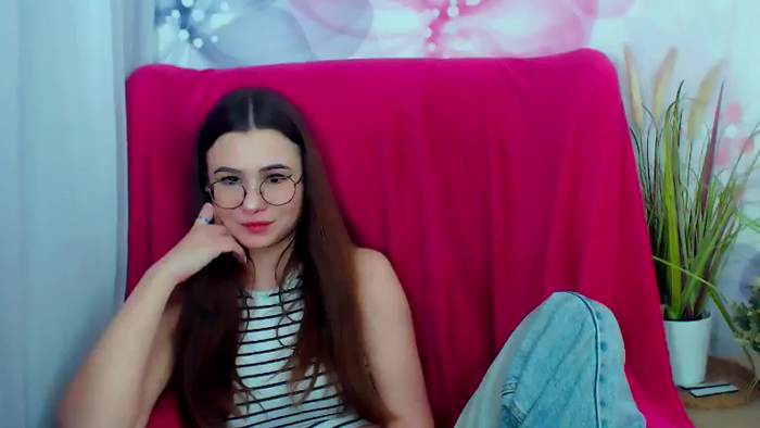 AliceeCute18