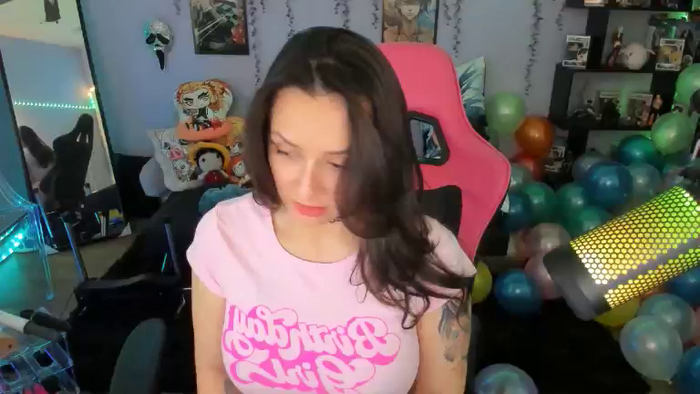 Alyx_Singer