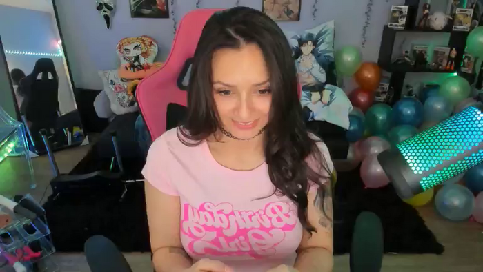 Alyx_Singer