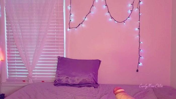 CurlyManeChloe