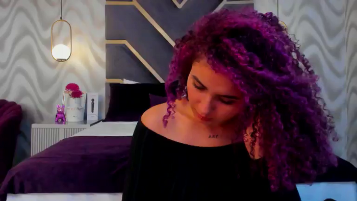HollyJhonson