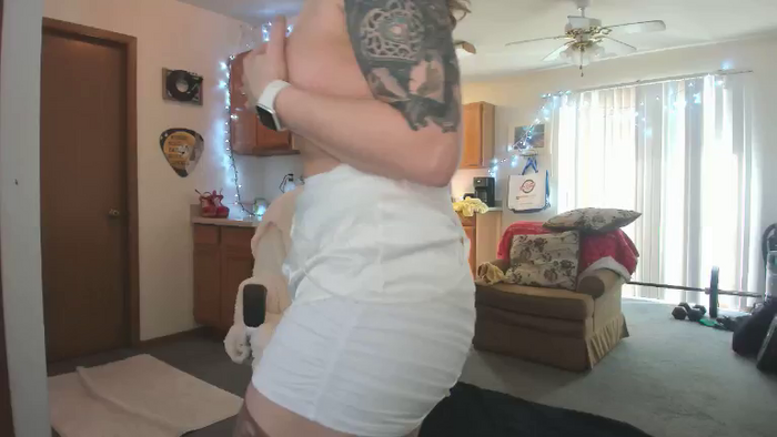 Hottyhousewife18