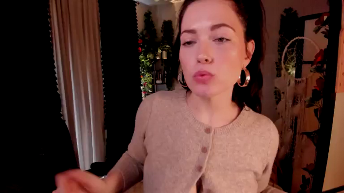 VoluptuousSophia