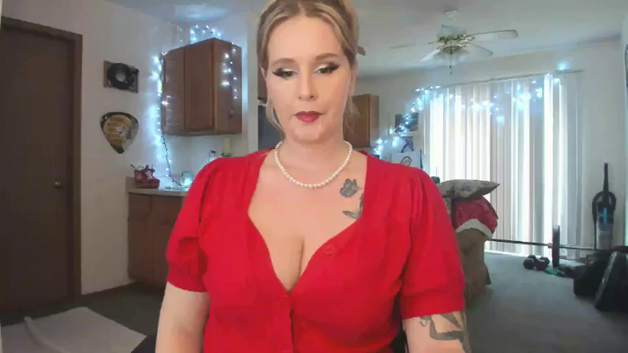 Hottyhousewife18