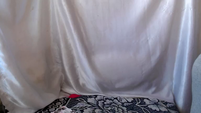 BettyGirlKiss