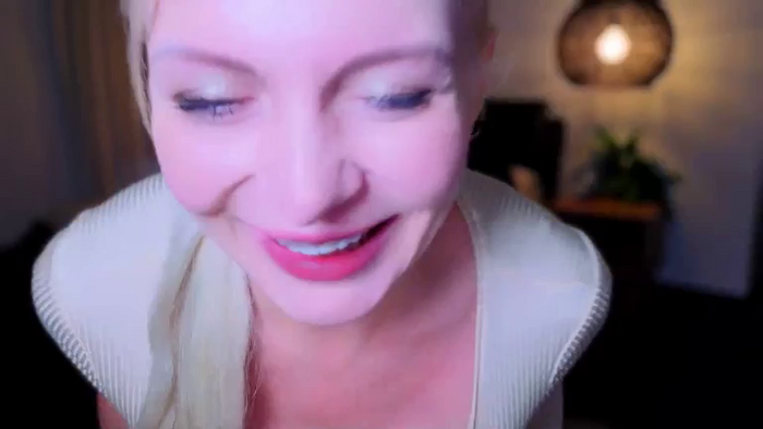 MsLindsayDevis