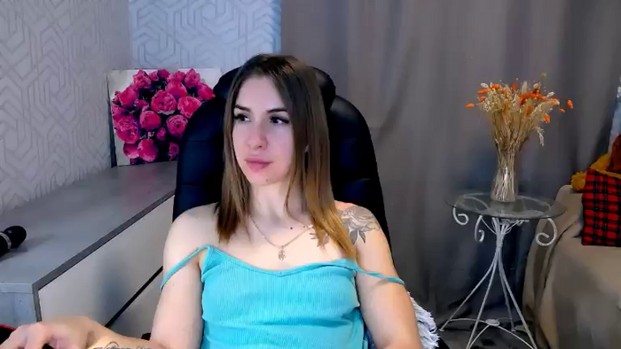 MeganNaughtyy