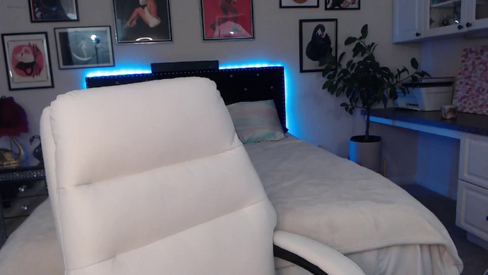 Stassie_Jones