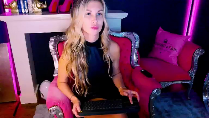 MillaVonLove