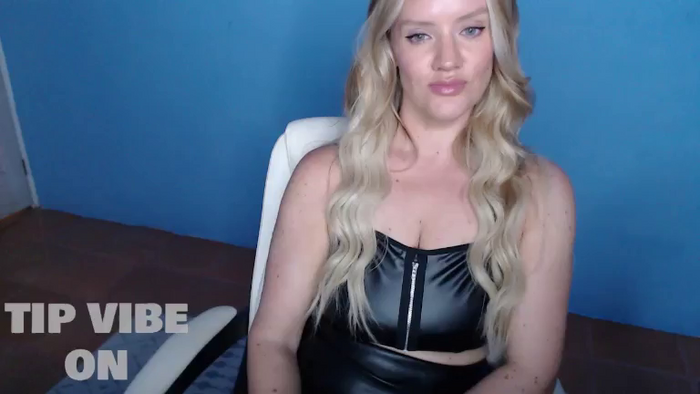 QueenxChrissy