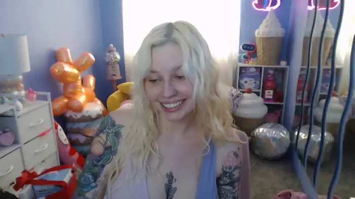 Angelina_Glass