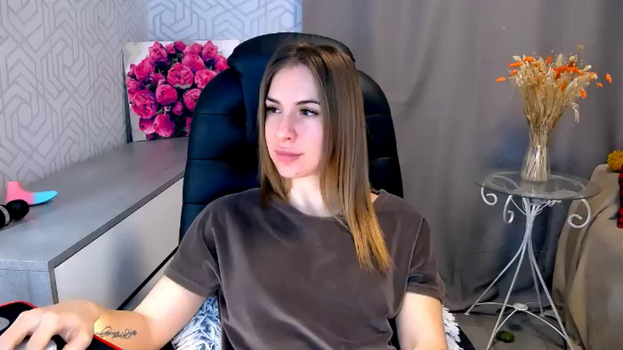 MeganNaughtyy