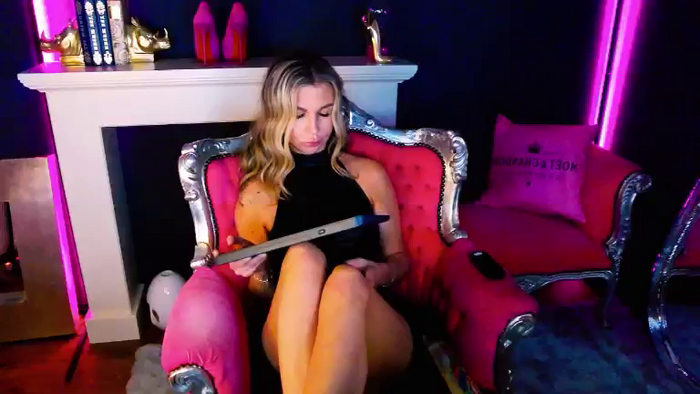 MillaVonLove