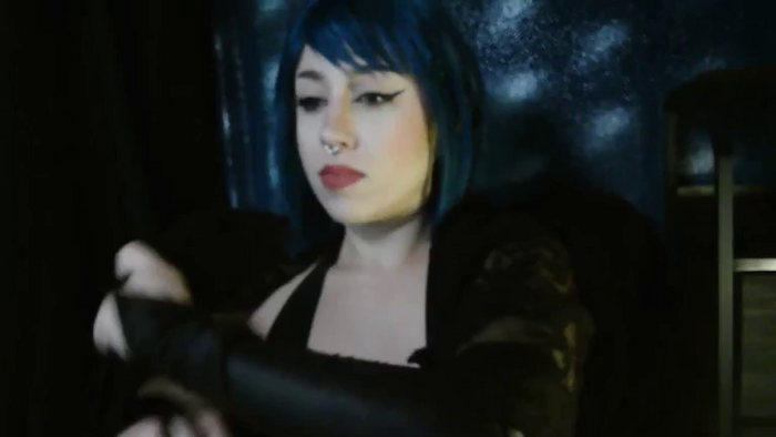 MissVikkiBlue