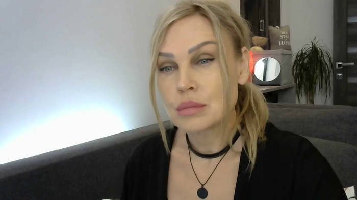 Evie_Paige