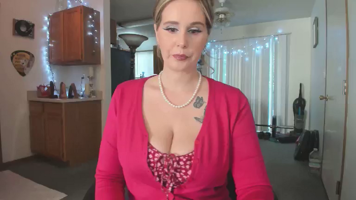 Hottyhousewife18