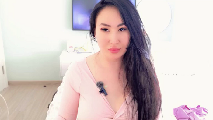 AsianQu33n