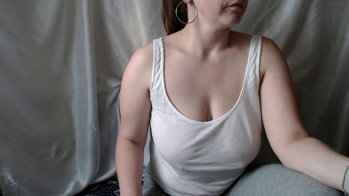 BettyGirlKiss