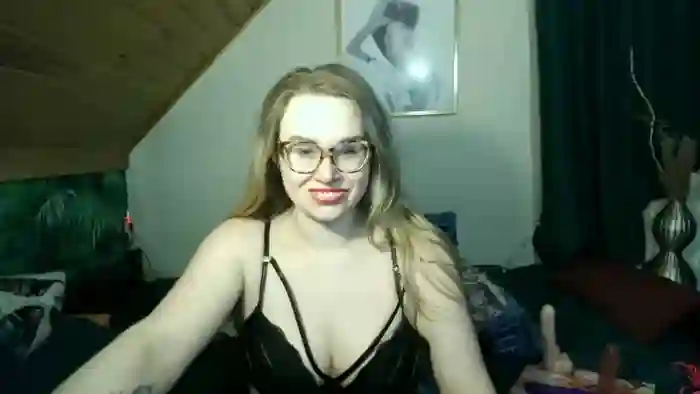 2025/03/26/streamate-milfjutha-18-28-10