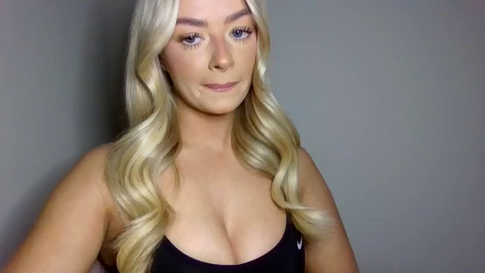 X_Zoey_UK