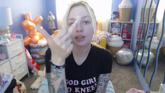 Angelina_Glass