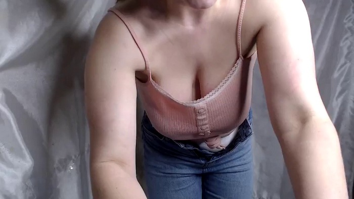 BettyGirlKiss