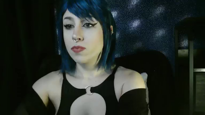 MissVikkiBlue