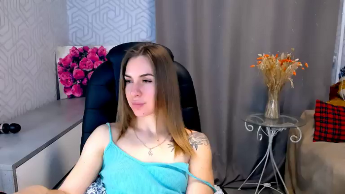 MeganNaughtyy