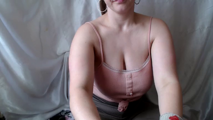 BettyGirlKiss