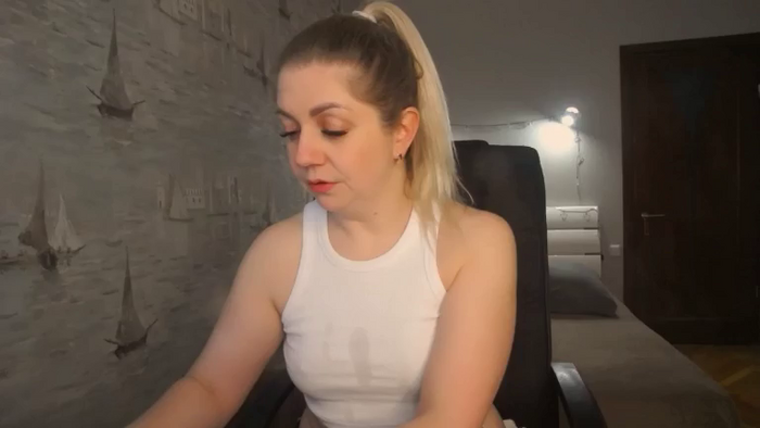 Nichole_Hill