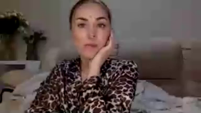 Tina_a