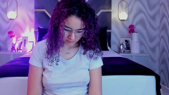 HollyJhonson