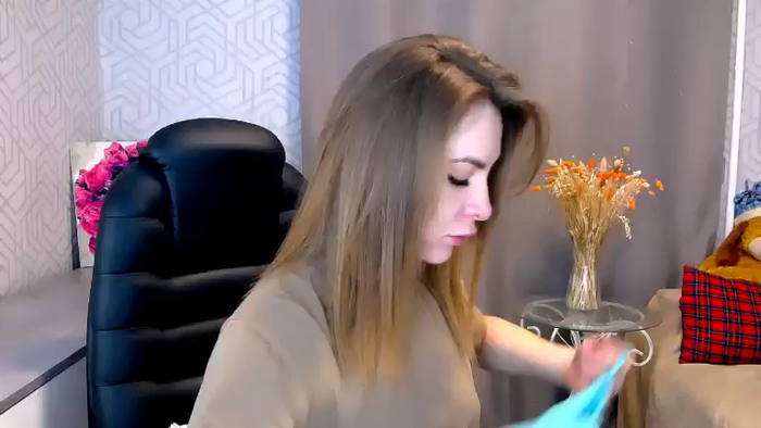 MeganNaughtyy