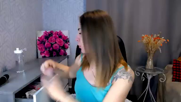 MeganNaughtyy