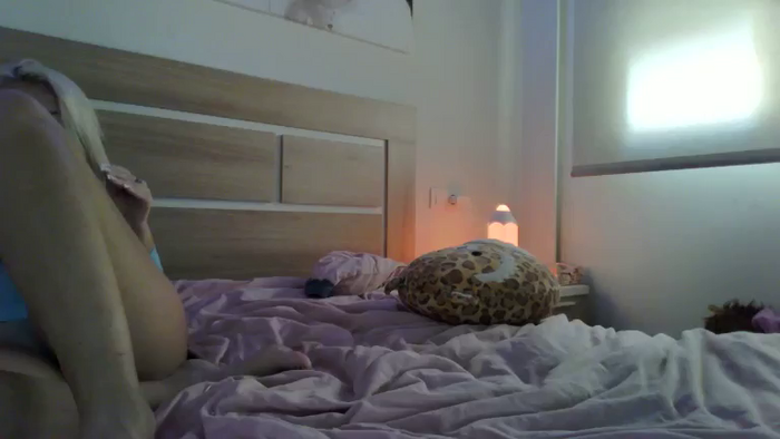 passionatekissEm