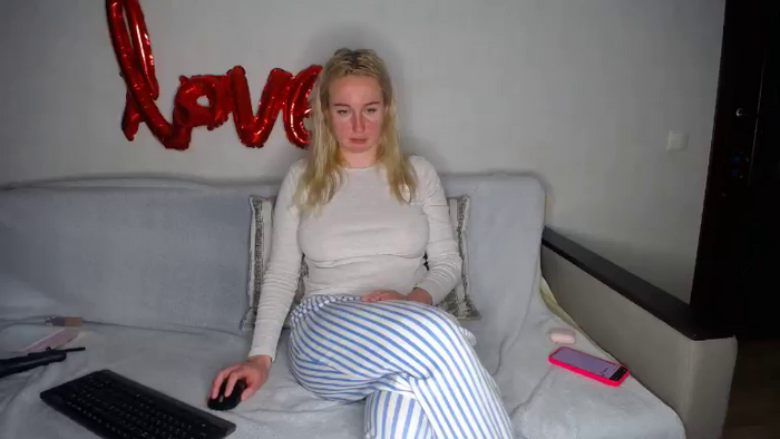 ShyGirlEva101