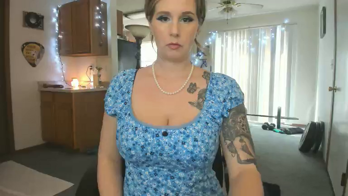 Hottyhousewife18