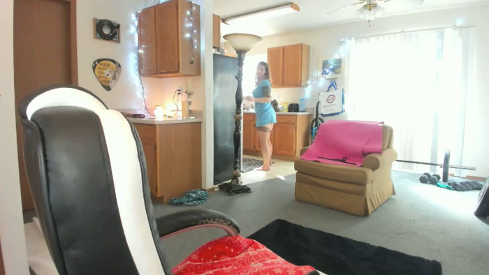 Hottyhousewife18
