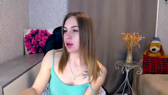 MeganNaughtyy