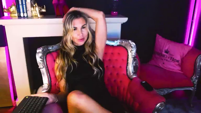 MillaVonLove