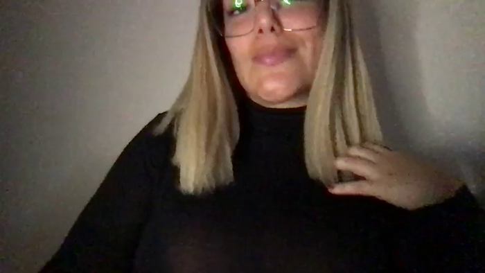 MistressLouUK