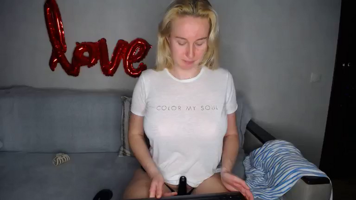 ShyGirlEva101
