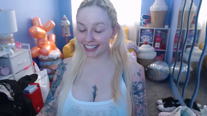 Angelina_Glass