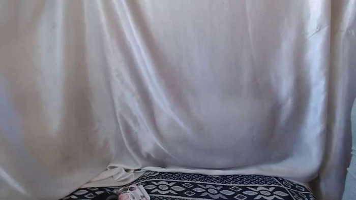 BettyGirlKiss